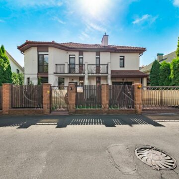 Оренда будинку 235м², 6 соток, Київ