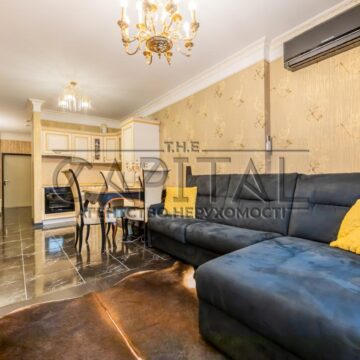 Продаж 2 кімн. квартири по вул. Голосіївський 60
