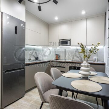 Rent 3-room apartment on Naddnipryanske Shosse 2a