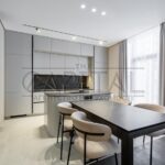 Rent 4-room apartment on Andriy Verkhoglyad St. | 1
