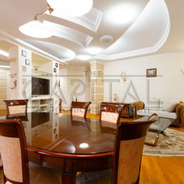 Оренда 4 кімн. квартири по вул. Старонаводницька 13