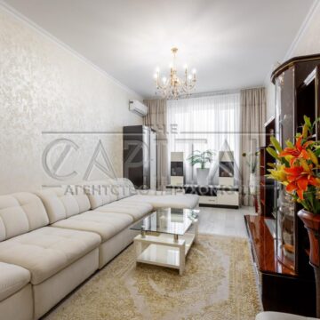 Продаж 2 кімн. квартири по вул. Науки 30